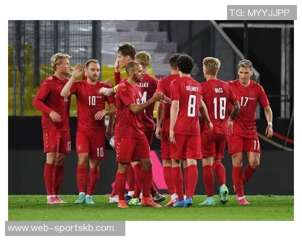 哈曼盛赞拜仁与巴黎对决将成巅峰对决两队实力不容小觑