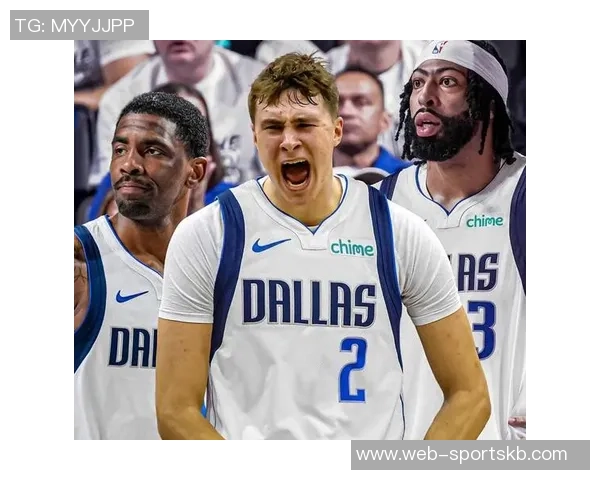 马丁盛赞球队氛围欧文与浓眉共同关注团队发展 马丁盛赞球队氛围欧文与浓眉共同关注团队发展